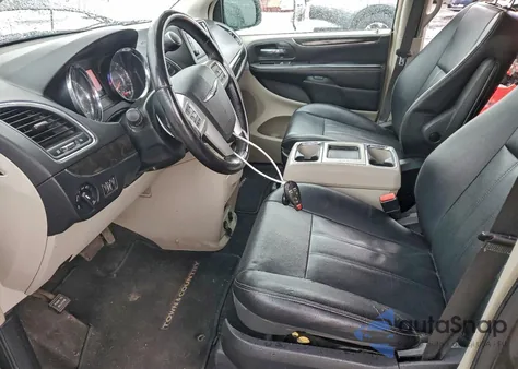 2016 Chrysler Town & Country Touring из США, поврежденный, VIN 2C4RC1BG5GR281453